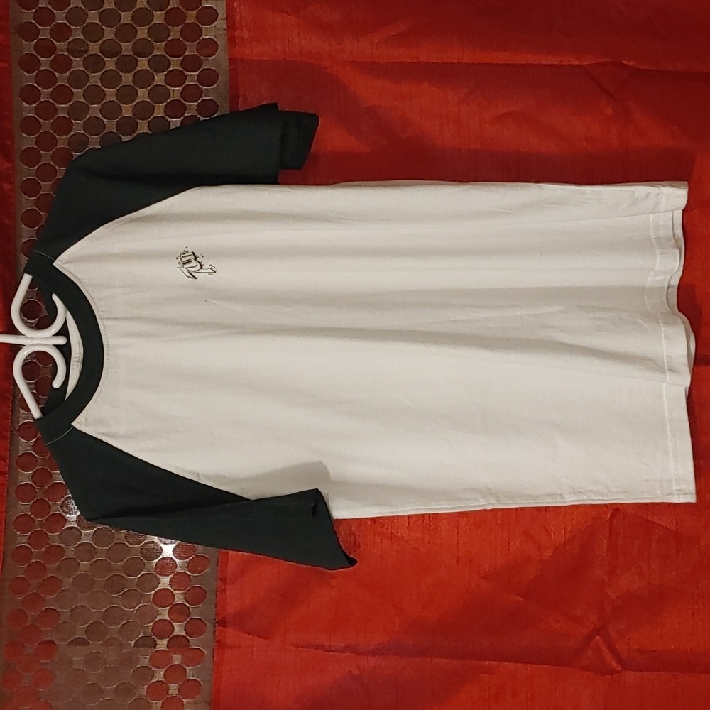 3/$40 7up Tshirt  Lg